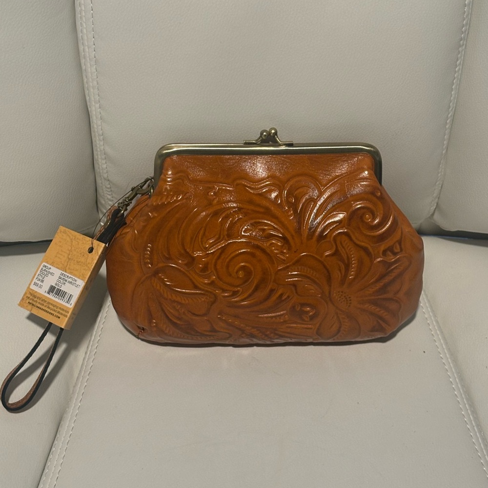PATRICIA NASH SAVENA WRISTLET IN TOOLED GOLD LEATHER, NWT
